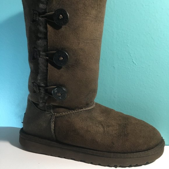 UGG Unisex-Child Bailey Button Triplet Ii Boot - Picture 3 of 6